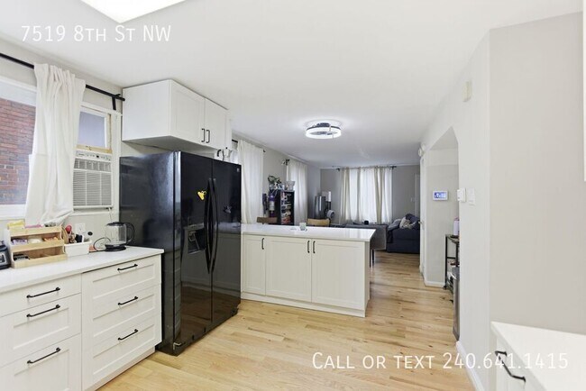 Foto del edificio - 7519 8th St NW