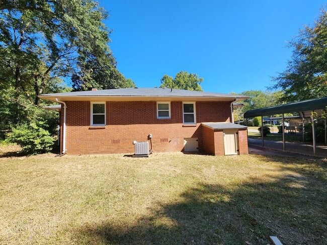 Building Photo - 125 Glen Iris Dr