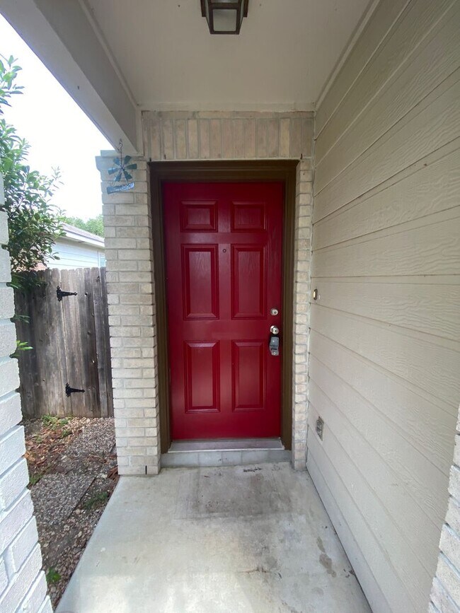 Foto del edificio - 9647 Kennebec Way