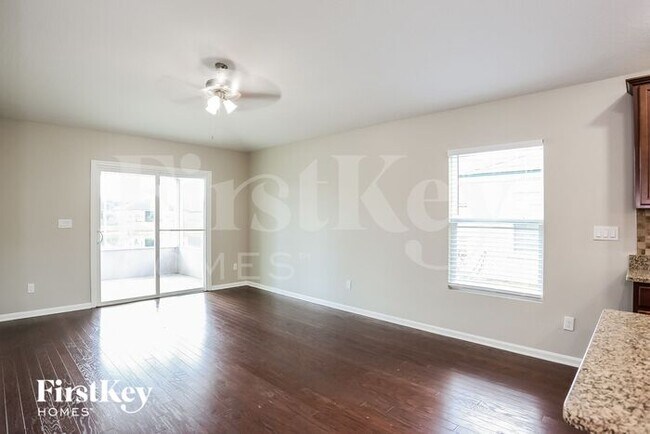 Foto del edificio - 6156 Sandler Chase Trail