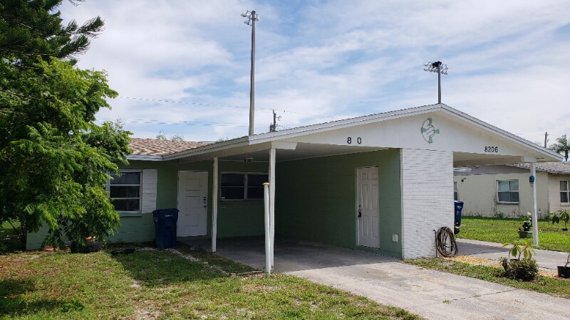 Primary Photo - 8208 43rd Ave W