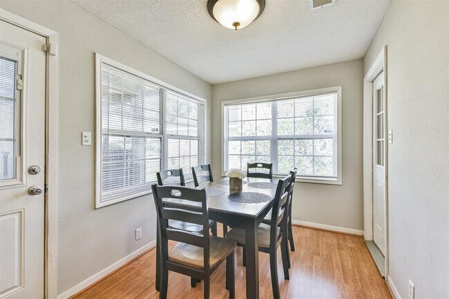 Building Photo - 1429 Confederate Rd