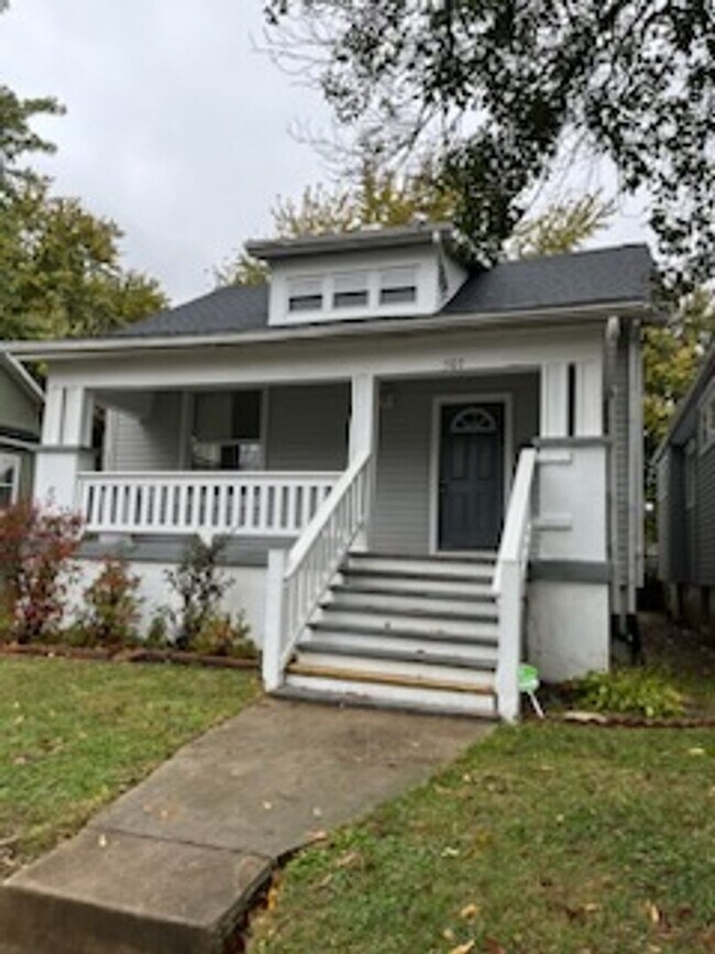 Building Photo - Newly update 3/1 bed and bath home for rent