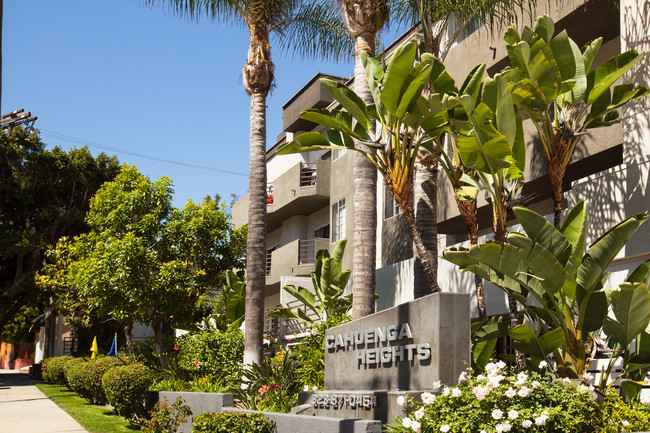 Fachada del edificio - Cahuenga Heights