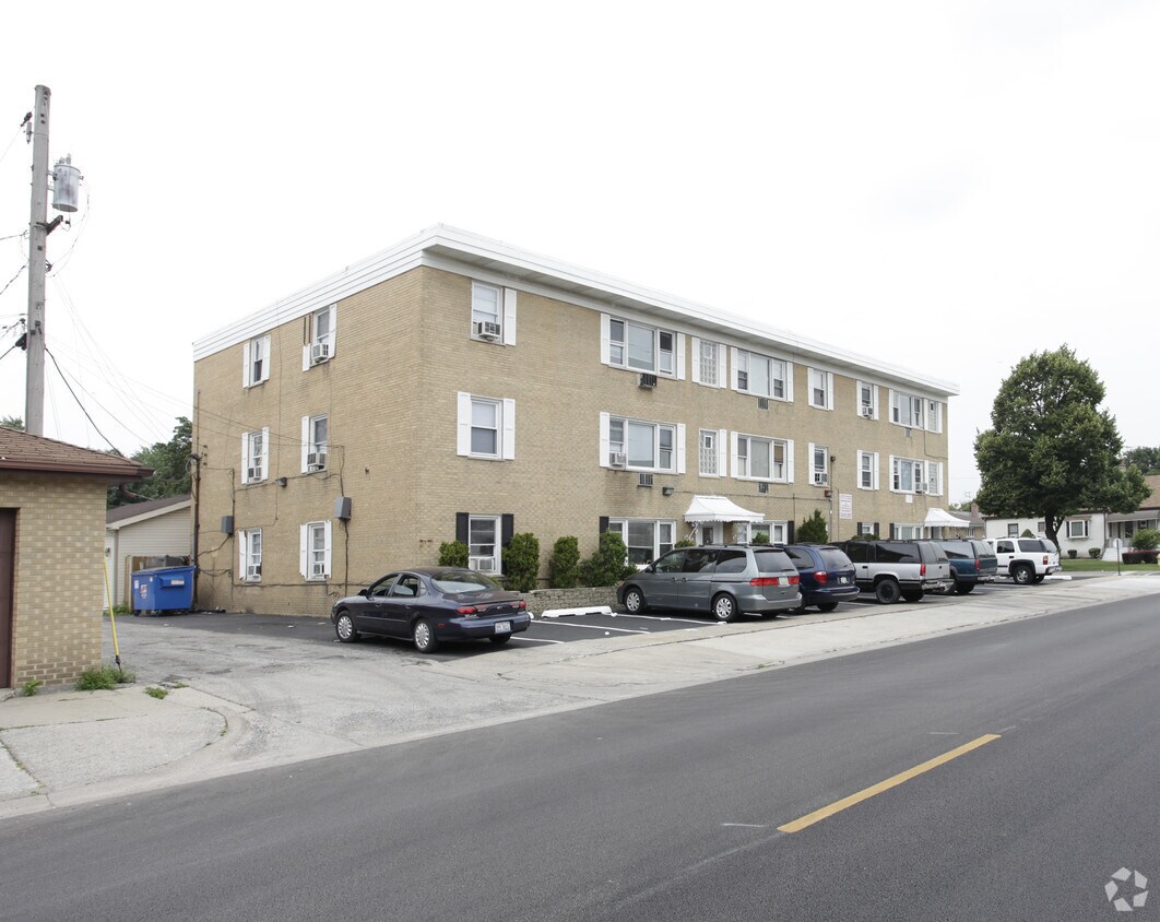 19101912 W Division St, Melrose Park, IL 60160 Apartments in Melrose