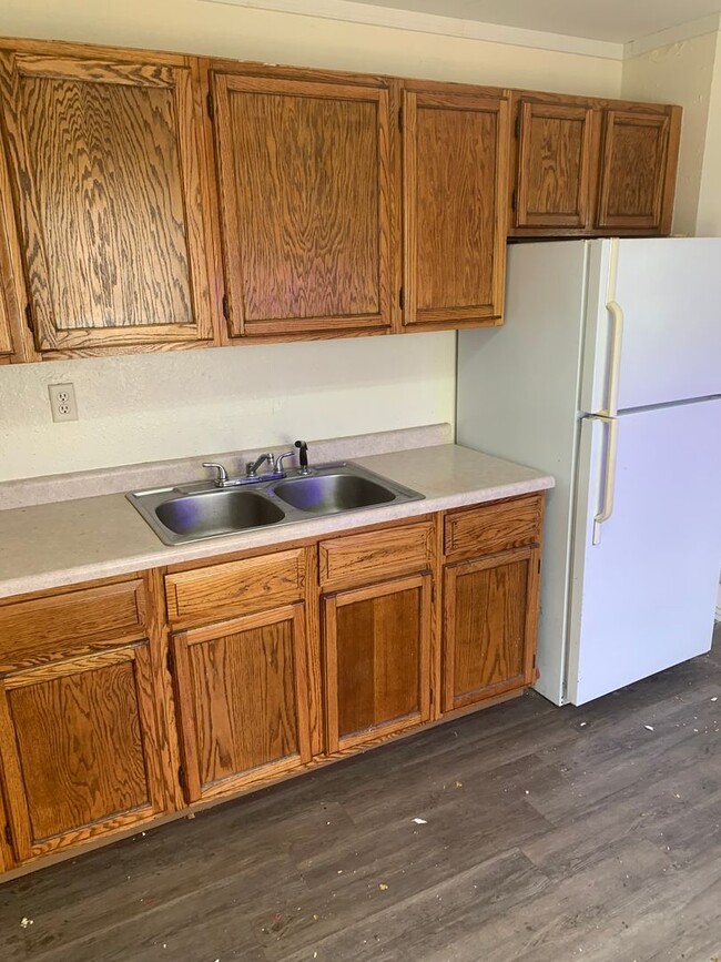 Building Photo - Ground floor, two bedroom apartment