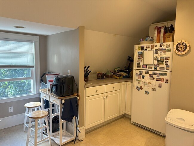 Foto del edificio - 392 Reedsdale Rd