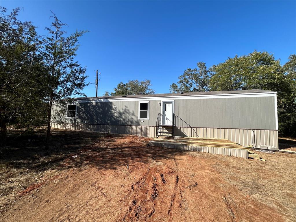 Primary Photo - 258 Green Oaks Dr