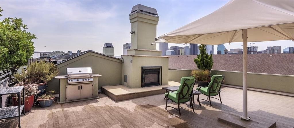 Foto principal - 3006 Woodside St
