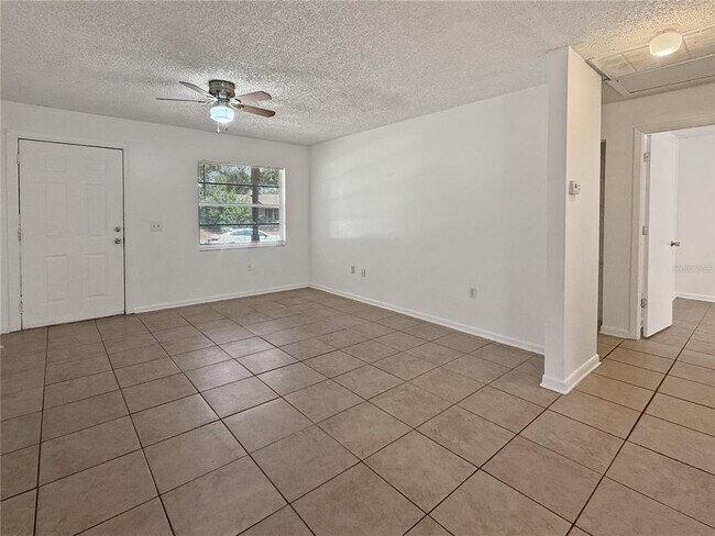 Building Photo - 1624 High Point Ct SW
