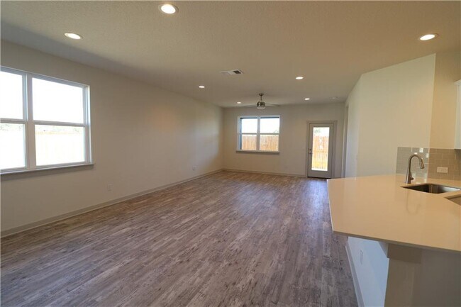 Building Photo - 449 Agave Azul Wy