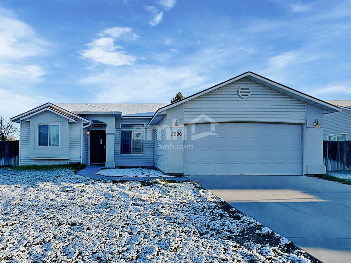 Foto principal - 2296 W Willow Pointe Avenue