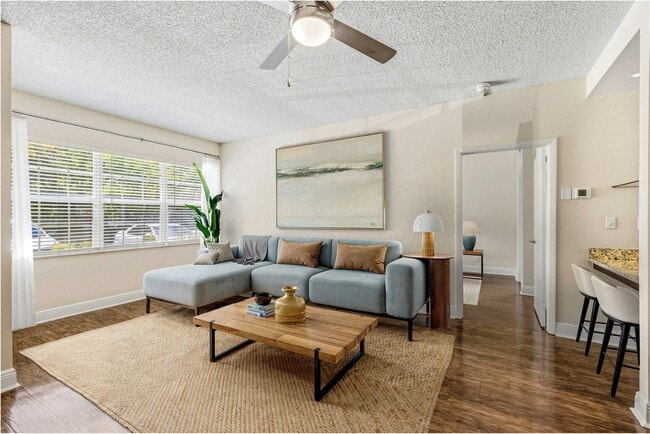 Foto del edificio - The Upton Apartments