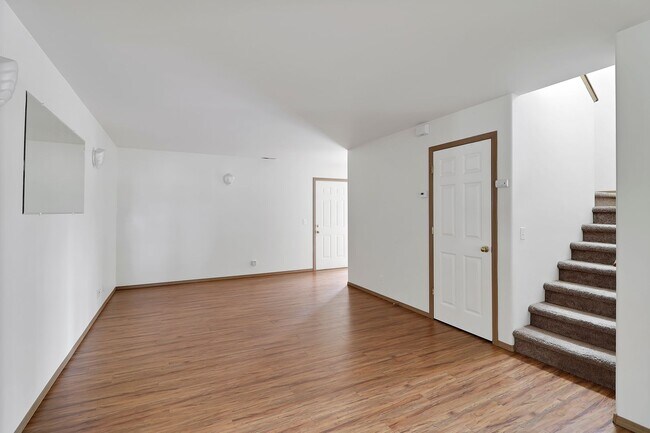 Foto del edificio - 729 NW Paragon Pl
