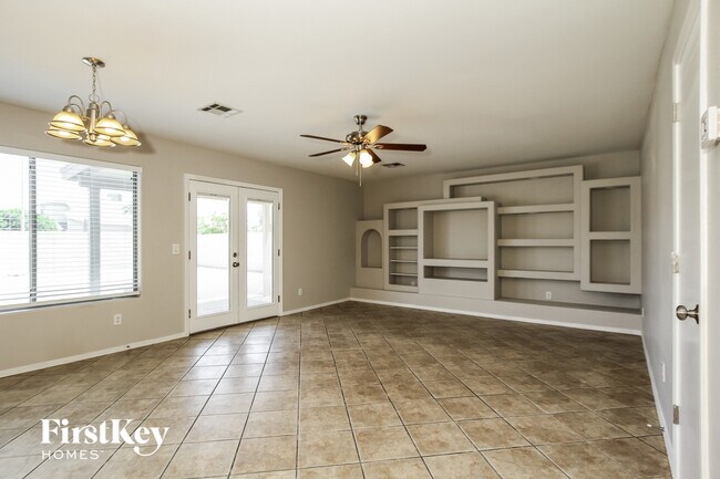 Building Photo - 18039 N 89th Dr