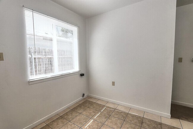 Building Photo - 6431 Rio Linda Blvd