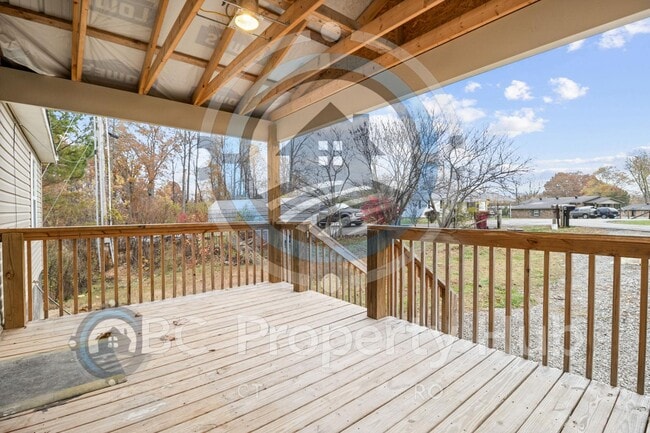 Building Photo - 97 Blakley Subdivision Rd