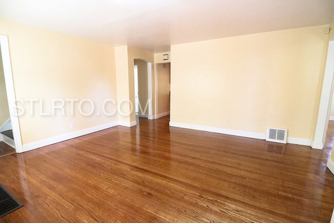 Foto del edificio - 402 Millman Dr