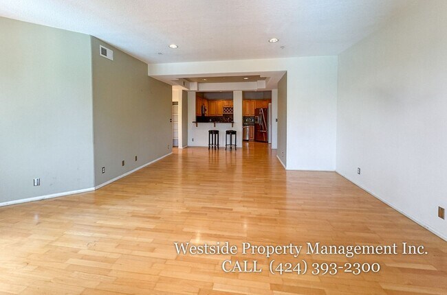 Foto del edificio - 3460 S Centinela Ave
