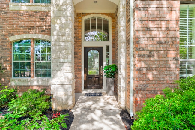 Building Photo - 10216 Peekston Dr