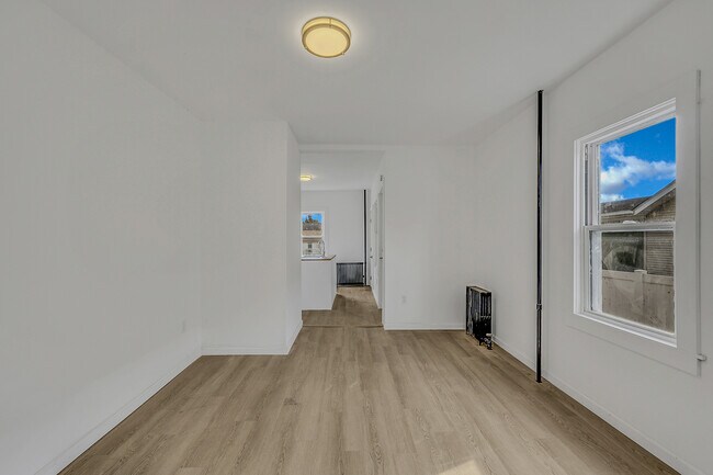 Foto del edificio - 834 Marcy Ave