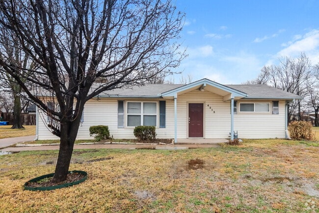 Building Photo - 4213 Kirby St