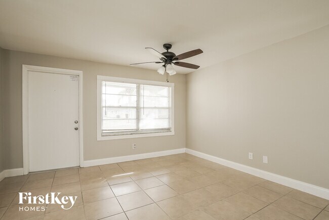 Foto del edificio - 2904 SE 11th Ave