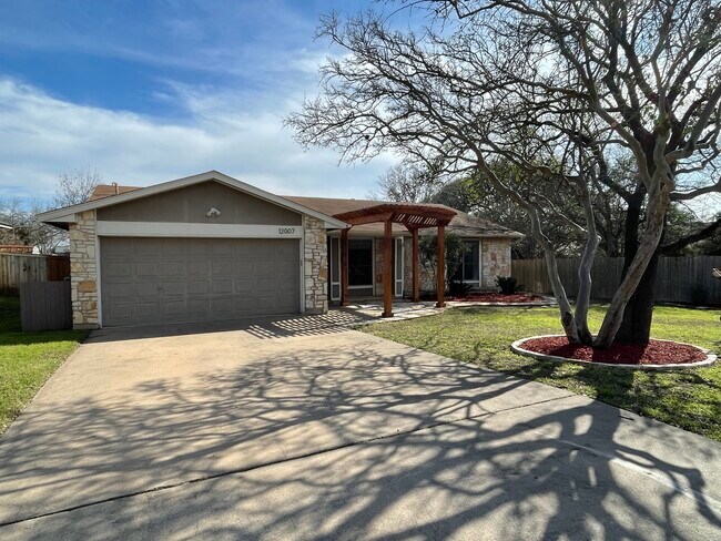 Building Photo - 12007 Aspendale Dr
