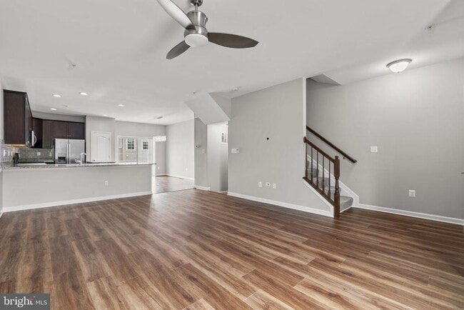Building Photo - 9442 Adelaide Ln