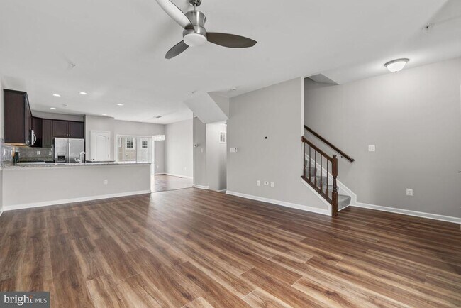 Foto del edificio - 9442 Adelaide Ln