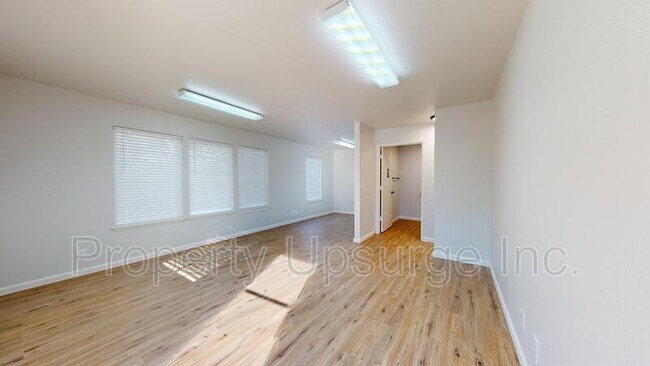 Foto del edificio - 3462 Bechelli Ln