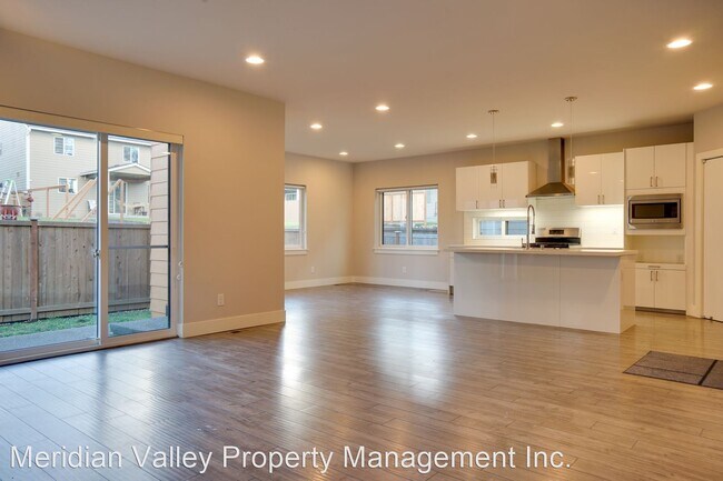 Building Photo - 4 br, 2.5 bath House - 12217 SE 270th PL