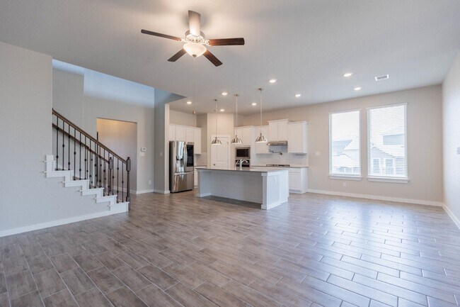 Building Photo - 1523 Nicholas Cv