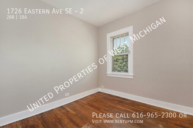 Building Photo - Available Now | Cozy 2 Bedroom, 1 Bath Upp...