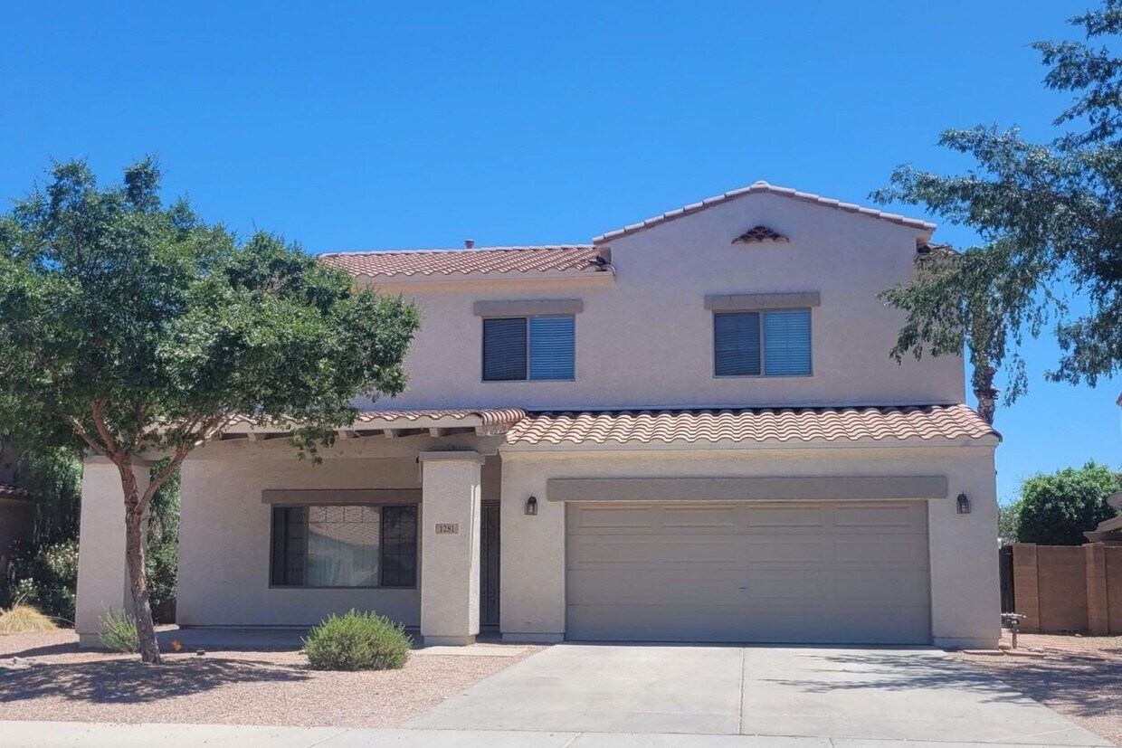 Foto principal - 1281 E Hampton Ln