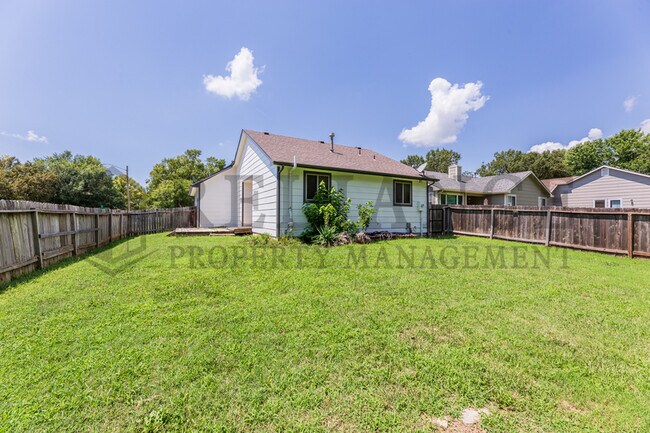 Foto del edificio - 6534 E 39th Ct N