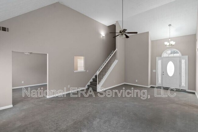 Foto del edificio - 355 Long Creek Dr