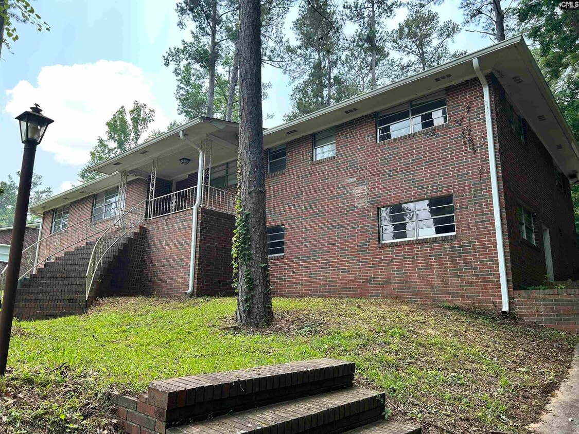 Primary Photo - 3817 Ardincaple Dr