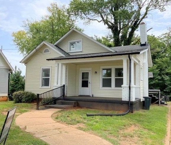 Building Photo - 2300 Memorial Ave