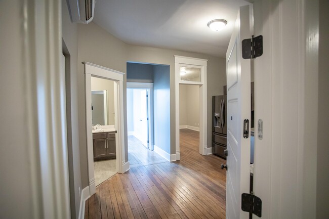Foto del edificio - 136 Brady St