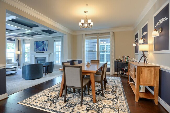 Foto del edificio - 6407 Falconwood St