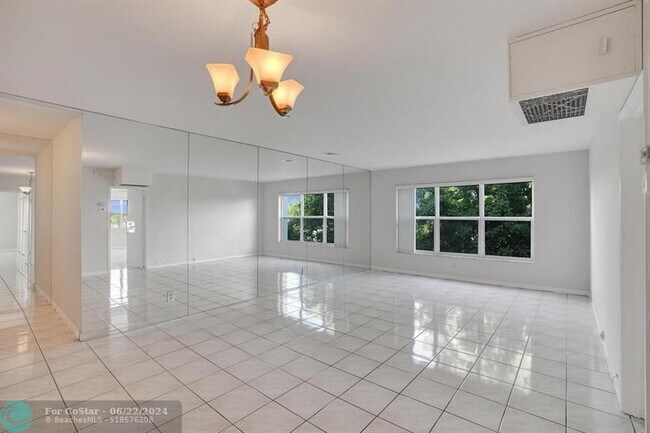 Building Photo - 1770 E Las Olas Blvd
