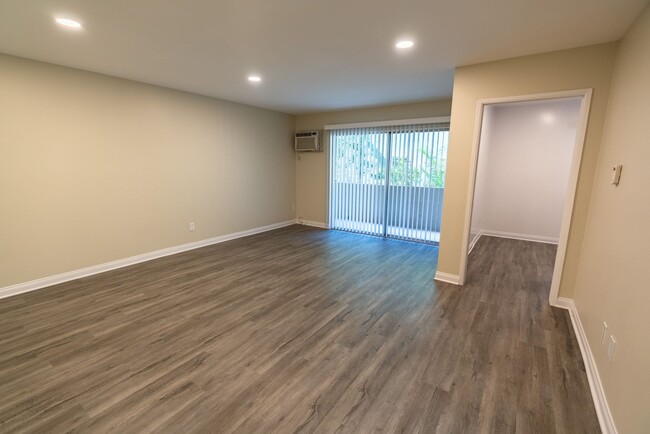 Foto del interior - 311 South Doheny Drive