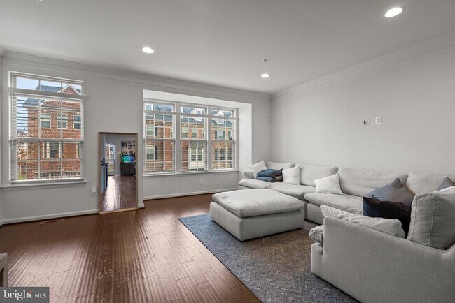 Foto del edificio - 14407 Sandy Ridge Ln