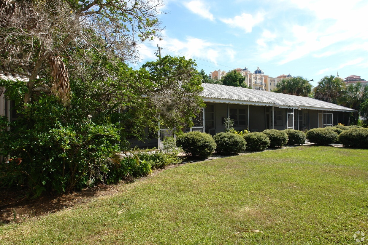 223 Golden Gate Pt, Sarasota, FL 34236 Apartments in Sarasota, FL