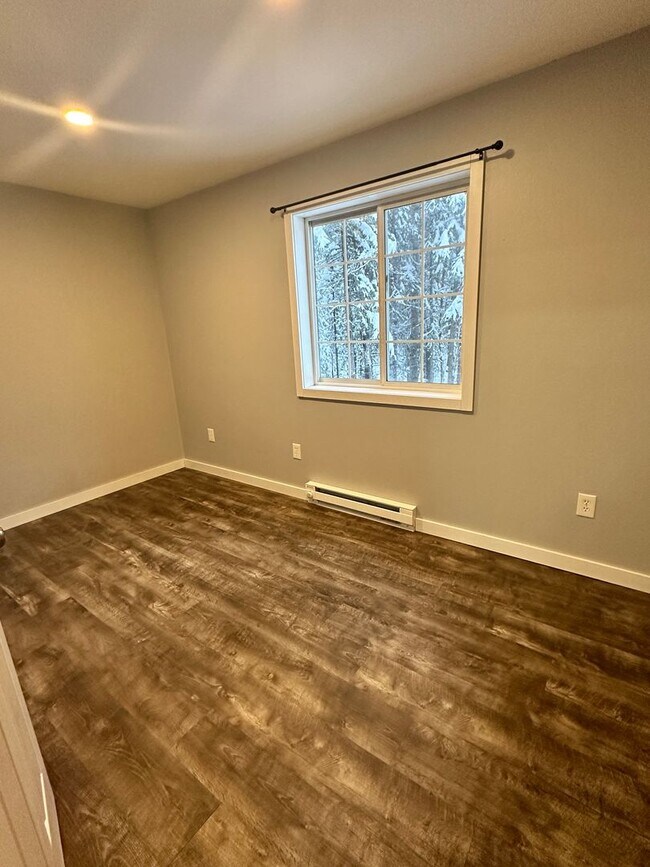 Building Photo - Adorable Houston Cottage!