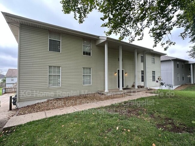 Foto del edificio - 211 Barr Rd