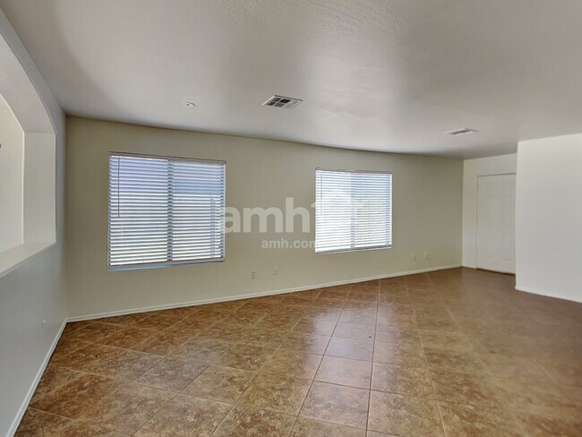 Foto del edificio - 15030 N 150th Ln