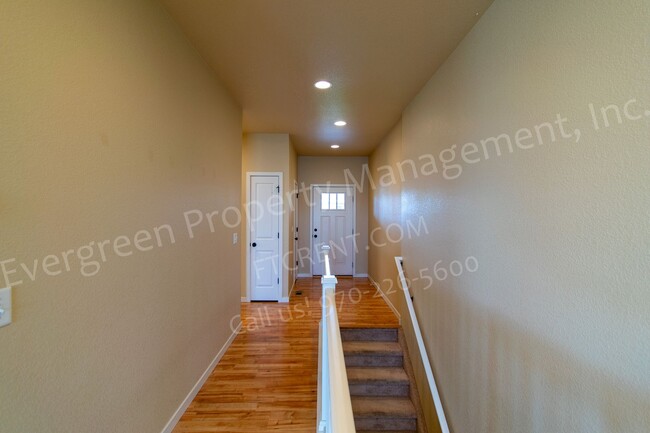 Building Photo - 4 bedroom, 3 bathroom in Wellington