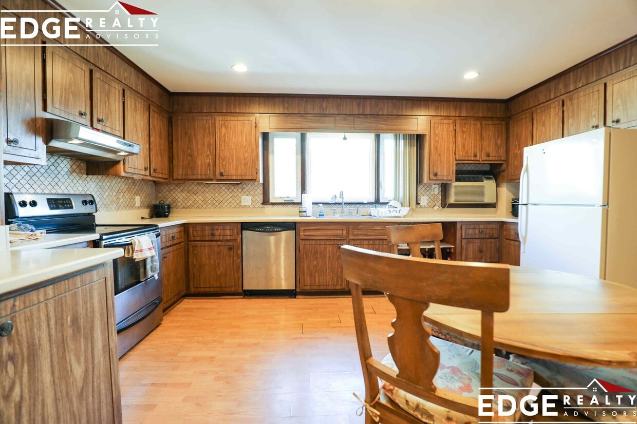 Photo - 285 Webster St. Unit 2